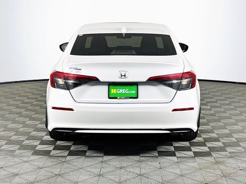 Used 2024 Honda Civic EX image 7