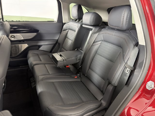 Used 2026 Lincoln Nautilus Reserve AWD/4WD image 23