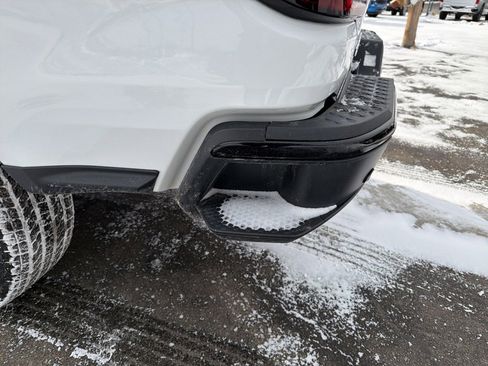 Used 2025 Chevrolet Colorado W/T w/ Advanced Trailering Package image 11