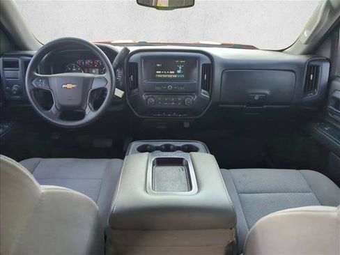 Used 2018 Chevrolet Silverado 1500 Custom w/ Custom Value Package RWD image 24