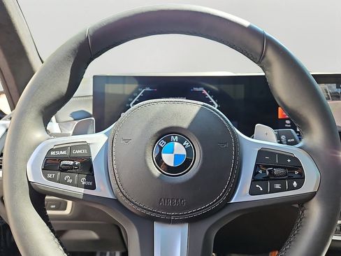 Used 2024 BMW X7 xDrive40i w/ M Sport Package AWD/4WD image 21