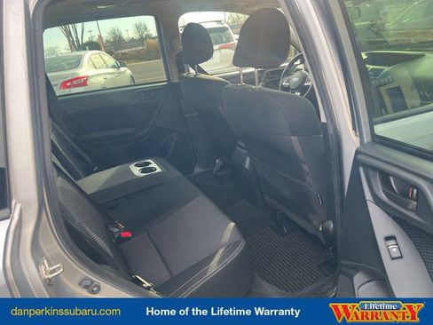 Used 2018 Subaru Forester 2.5i Premium image 37