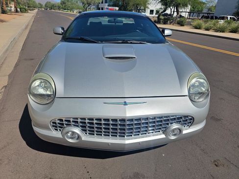 Used 2005 Ford Thunderbird RWD image 7
