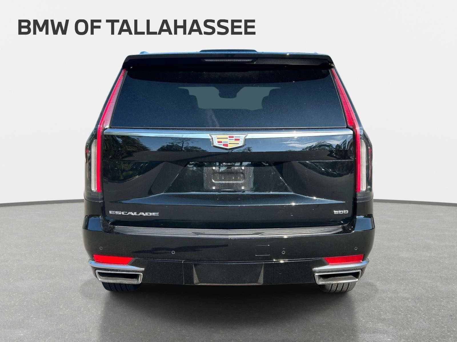 Used 2024 Cadillac Escalade Premium Luxury AWD/4WD image 5