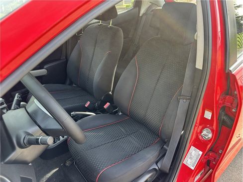 Used 2011 MAZDA MAZDA2 Touring FWD image 11