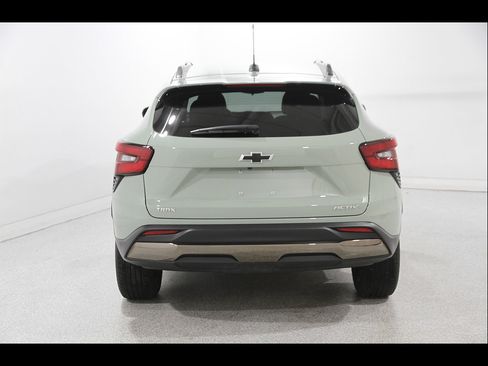 Certified 2024 Chevrolet Trax ACTIV FWD image 19