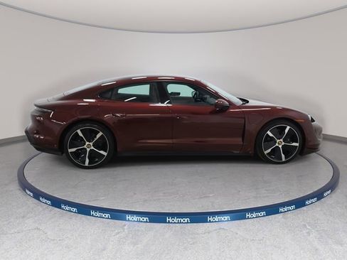 Used 2022 Porsche Taycan Base image 5