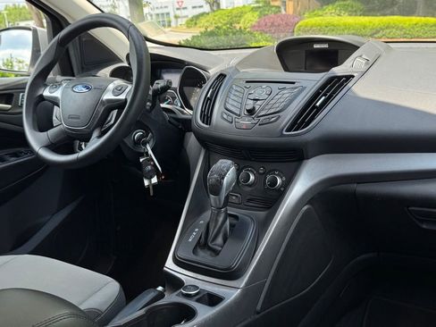 Used 2014 Ford Escape SE FWD image 9