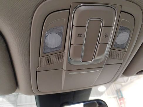Used 2020 Hyundai Santa Fe SE image 38