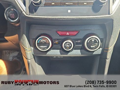 Used 2021 Subaru Crosstrek 2.5i Limited w/ Moonroof Package 2 AWD/4WD image 25