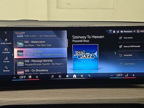 New 2026 BMW 330i xDrive Sedan w/ Convenience Package image 17