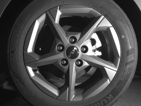 Used 2025 Kia K4 LXS image 14