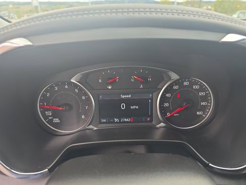 Certified 2025 Chevrolet Blazer LT AWD/4WD image 14