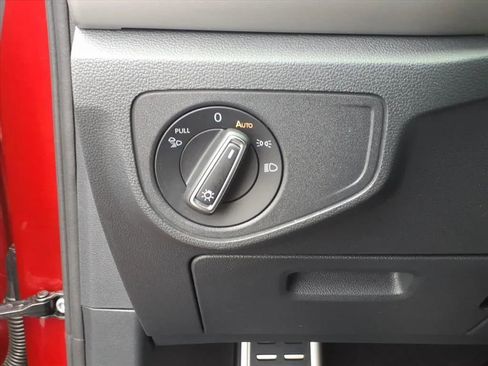 Used 2022 Volkswagen Atlas SE image 29