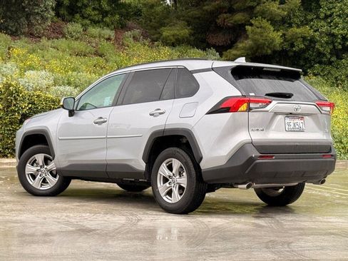 Used 2023 Toyota RAV4 XLE w/ Convenience Package image 2