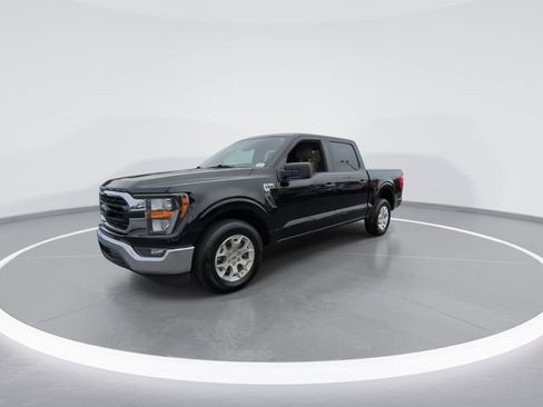 Used 2023 Ford F150 XLT RWD image 4
