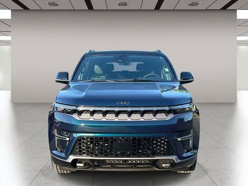 New 2026 Jeep Grand Wagoneer 4WD image 9