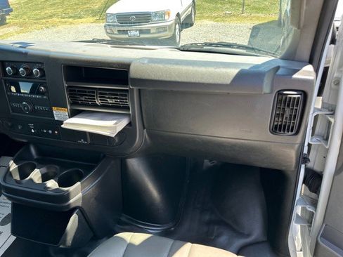Used 2021 Chevrolet Express 2500 w/ Driver Convenience Package RWD image 37