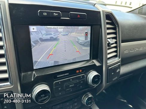 Used 2017 Ford F350 Platinum image 9