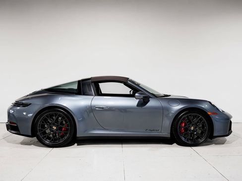 Used 2025 Porsche 911 Targa 4 GTS AWD/4WD image 3