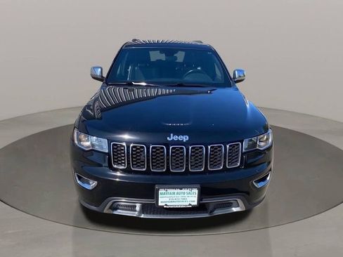 Used 2018 Jeep Grand Cherokee Limited image 9