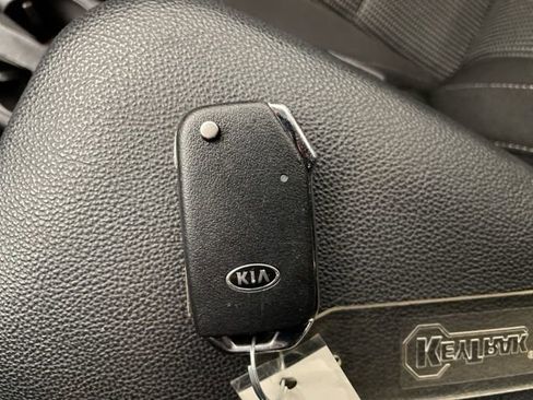 Used 2020 Kia Forte LXS image 20