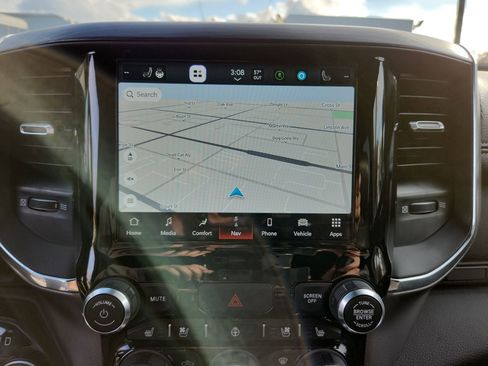 Certified 2024 RAM 1500 Laramie image 19