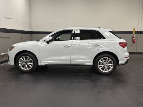 Used 2023 Audi Q3 2.0T Premium Plus w/ Premium Plus Package AWD/4WD image 10