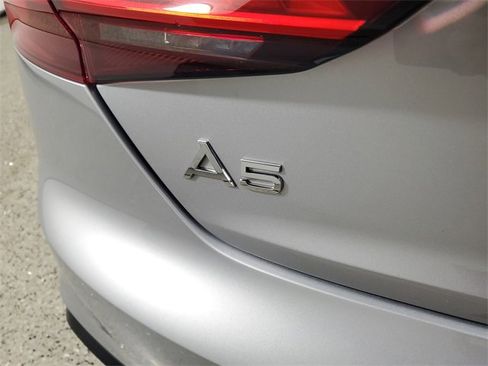 Used 2022 Audi A5 2.0T Premium Plus w/ Premium Plus image 6