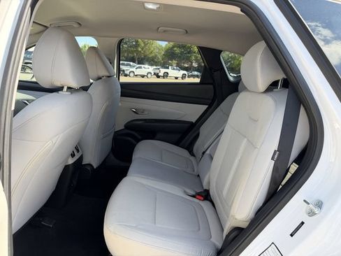 Used 2025 Hyundai Tucson SEL FWD image 25