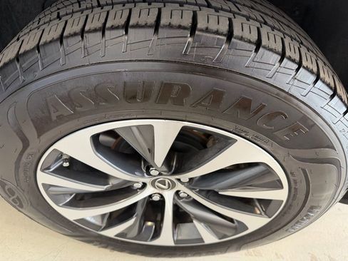 Used 2022 Lexus RX 350L Premium w/ Premium Package image 48