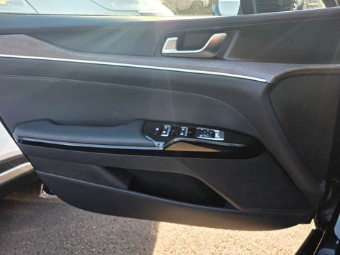 Used 2023 Kia K5 EX image 28