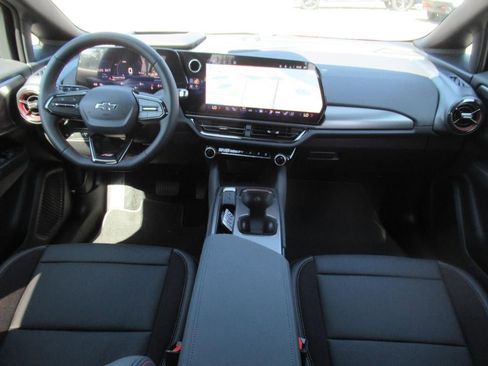 New 2025 Chevrolet Equinox EV RS w/ Convenience Package II image 13