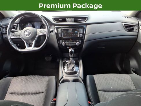 Used 2019 Nissan Rogue SV w/ Premium Package AWD/4WD image 13