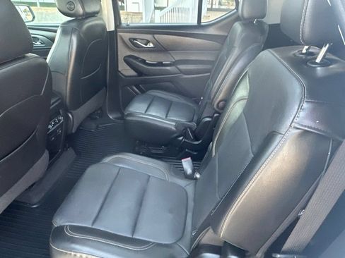 Used 2019 Chevrolet Traverse Premier w/ Redline Edition FWD image 29