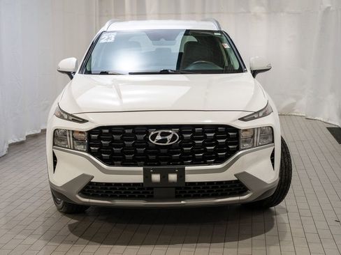 Used 2023 Hyundai Santa Fe SEL image 2