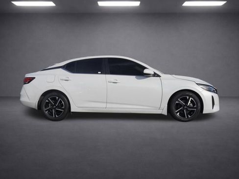 Used 2024 Nissan Sentra SV w/ All-Weather Package image 3