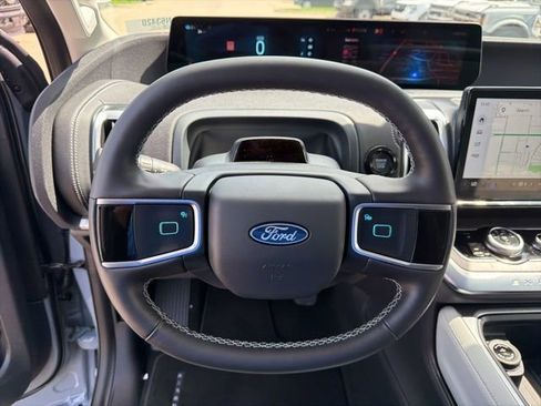 New 2026 Ford Expedition Platinum w/ Platinum Ultimate Package AWD/4WD image 23