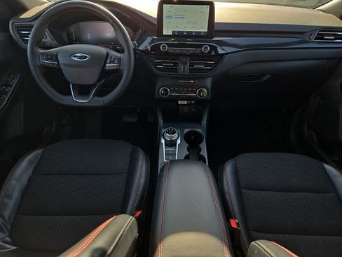 Used 2025 Ford Escape ST-Line image 17