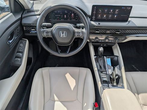 Used 2024 Honda Accord EX-L image 25