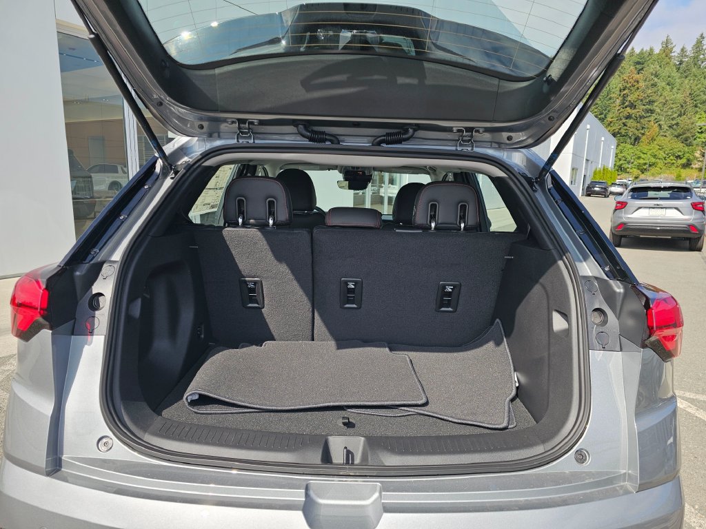 New 2027 Chevrolet Bolt RS w/ Technology Package FWD image 18