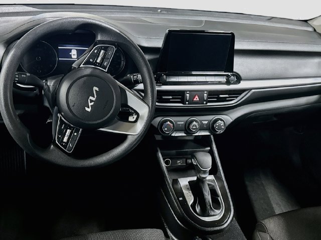 Certified 2024 Kia Forte LXS w/ LXS Technology Package FWD image 19