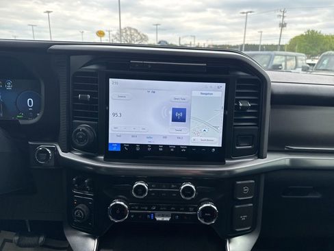 New 2025 Ford F150 Platinum w/ Equipment Group 702A High image 30