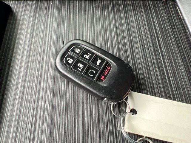 Used 2025 Honda Odyssey Sport-L image 14