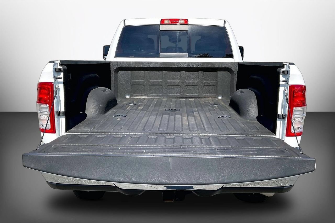 Certified 2024 RAM 3500 Tradesman w/ Chrome Appearance Group AWD/4WD image 25