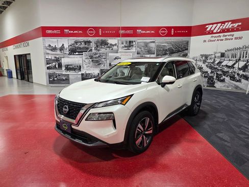 Used 2023 Nissan Rogue SL w/ SL Premium Package AWD/4WD image 8