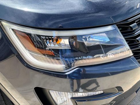 Used 2017 Ford Explorer Sport image 28
