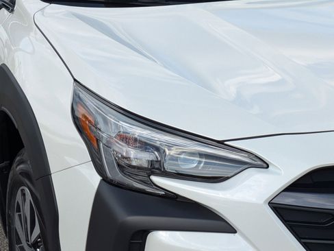 Certified 2025 Subaru Outback Premium image 10