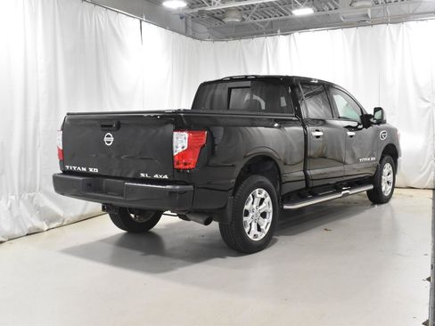 Used 2017 Nissan Titan SL image 26