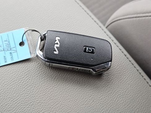 Certified 2023 Kia Soul EX image 32